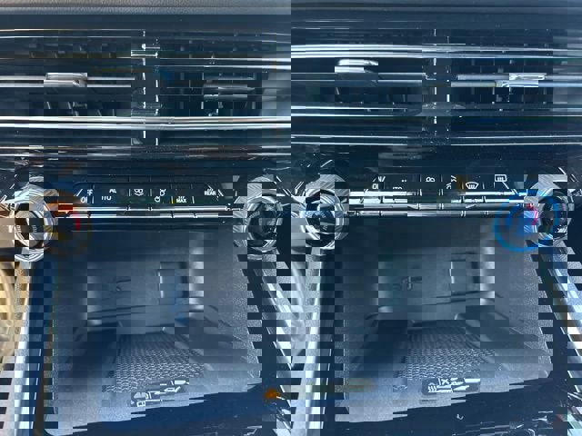 New 2026 Chevrolet Traverse LT w/ Midnight/Sport Edition image 15