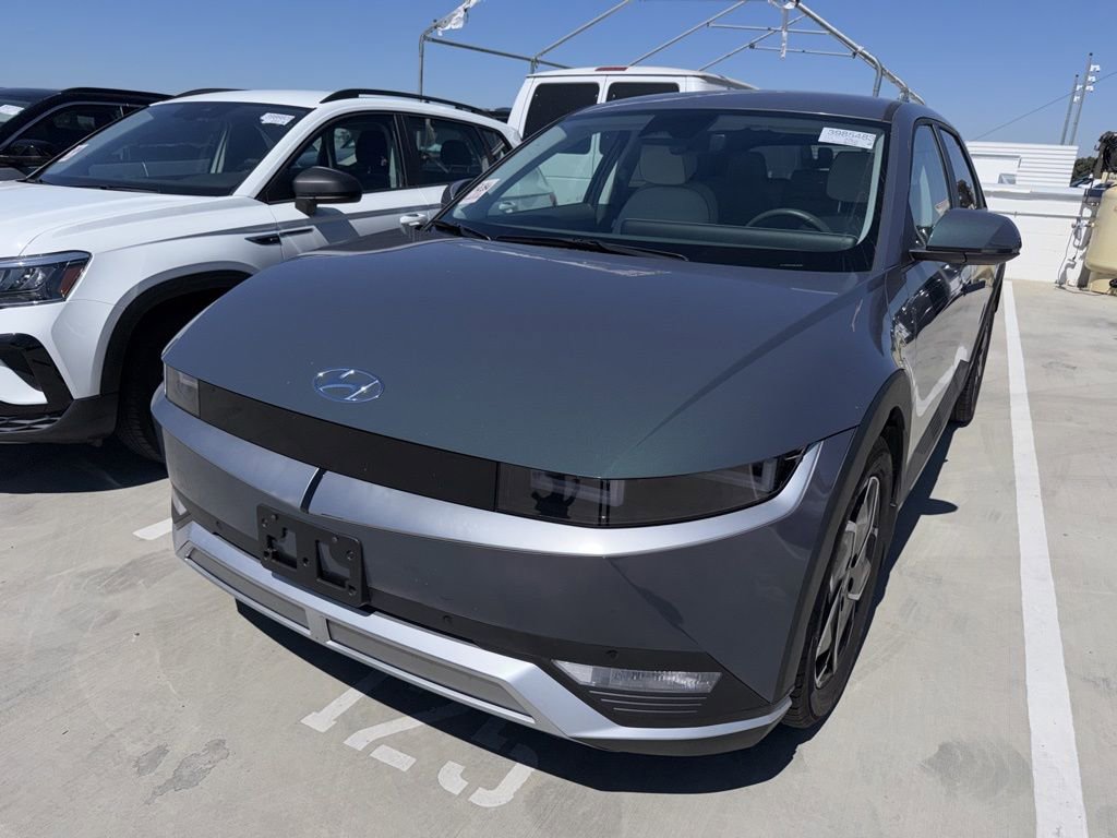 Used 2023 Hyundai Ioniq 5 SEL image 2