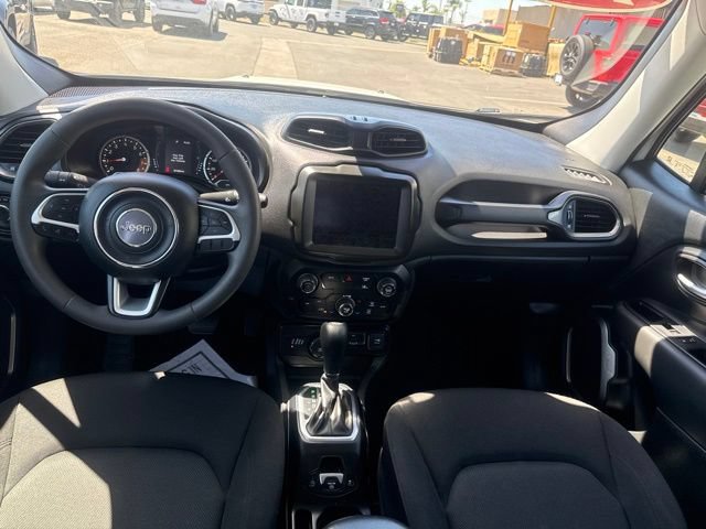 Certified 2023 Jeep Renegade Latitude AWD/4WD image 22
