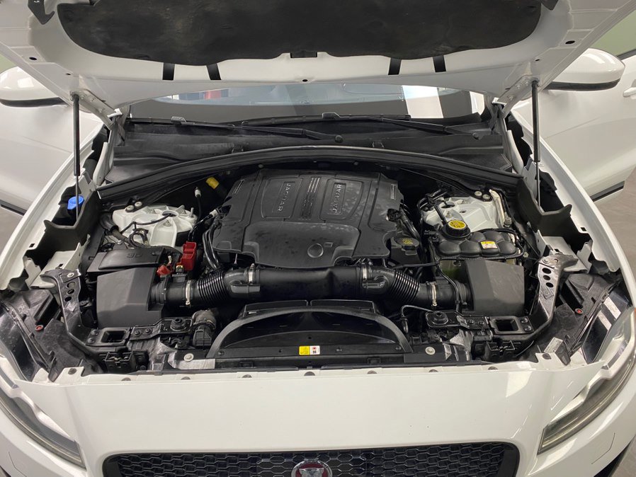 Used 2020 Jaguar F-PACE S image 47