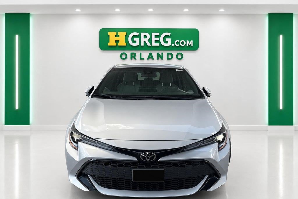Used 2022 Toyota Corolla SE w/ SE Preferred Package FWD image 7