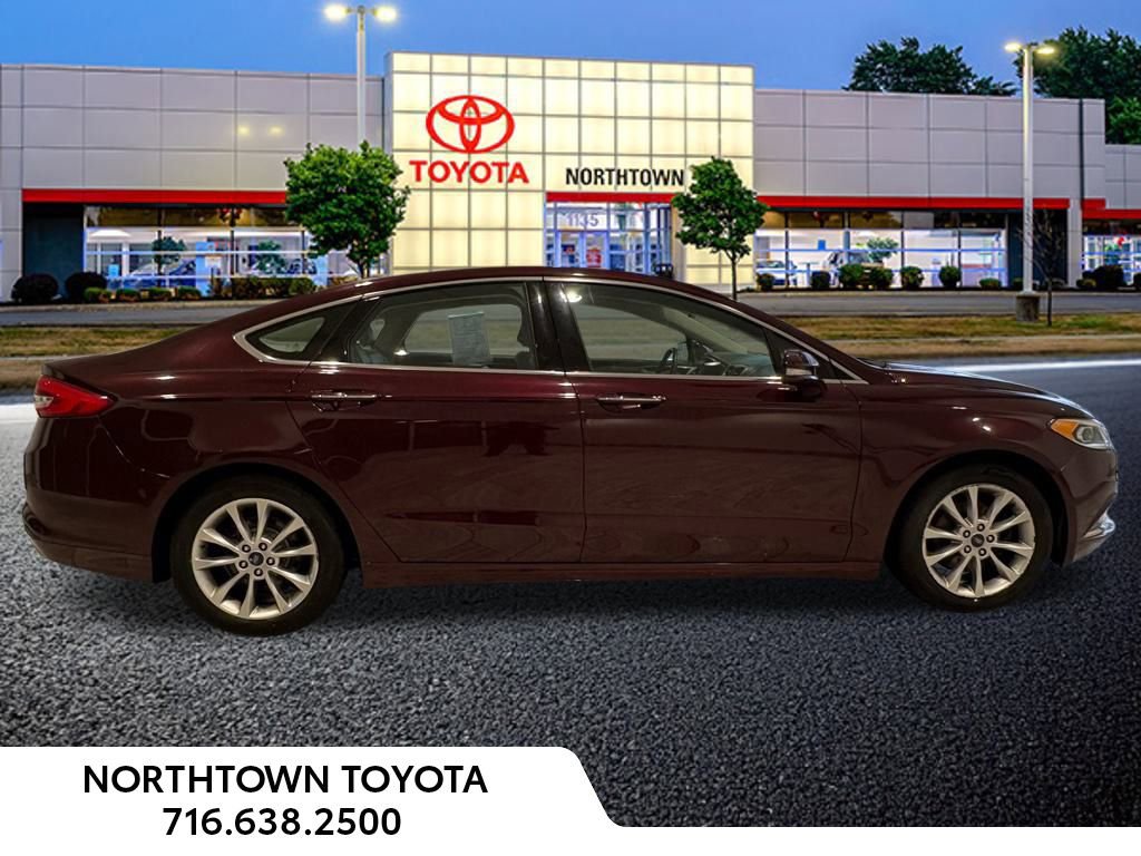 Used 2017 Ford Fusion SE FWD image 38