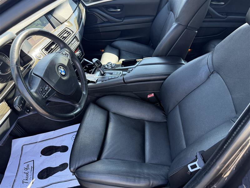Used 2012 BMW 550i xDrive Sedan AWD/4WD image 13