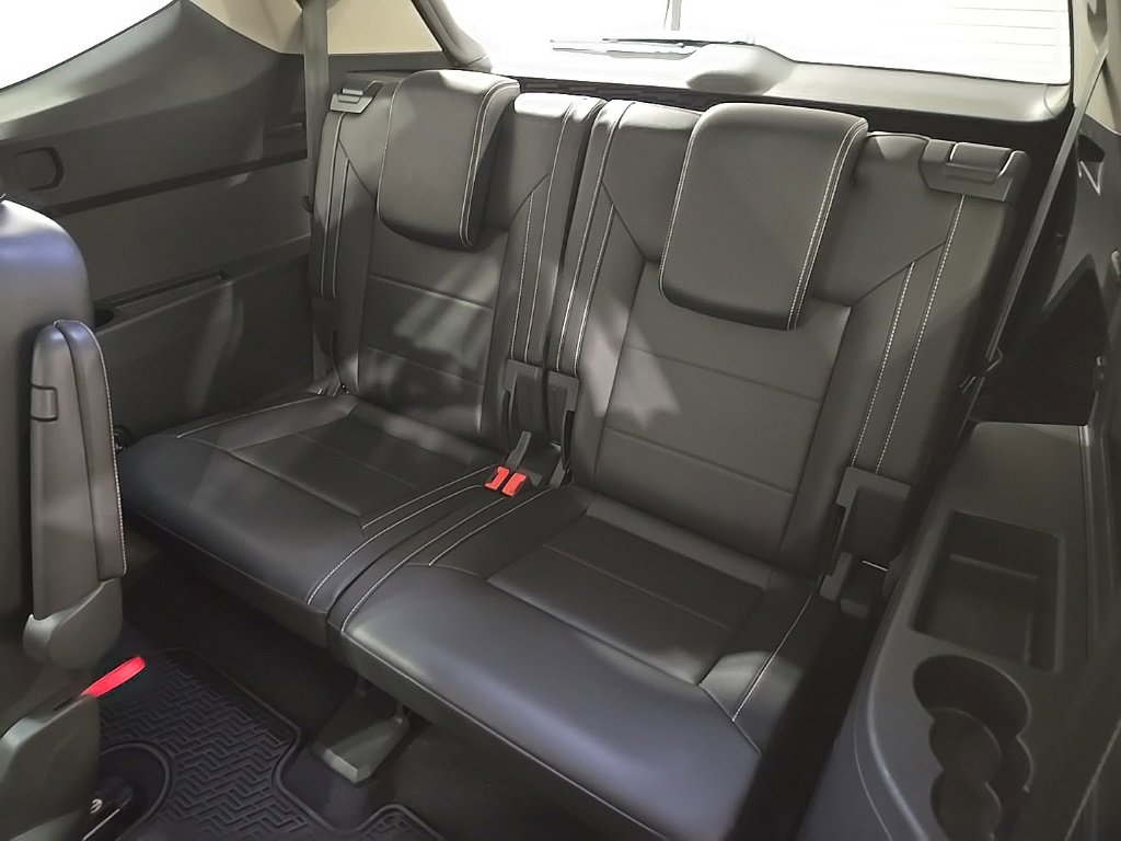 Used 2021 Volkswagen Atlas SEL R-Line image 20