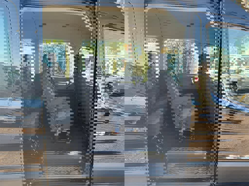 Used 2023 Ford Transit 350 XLT image 14