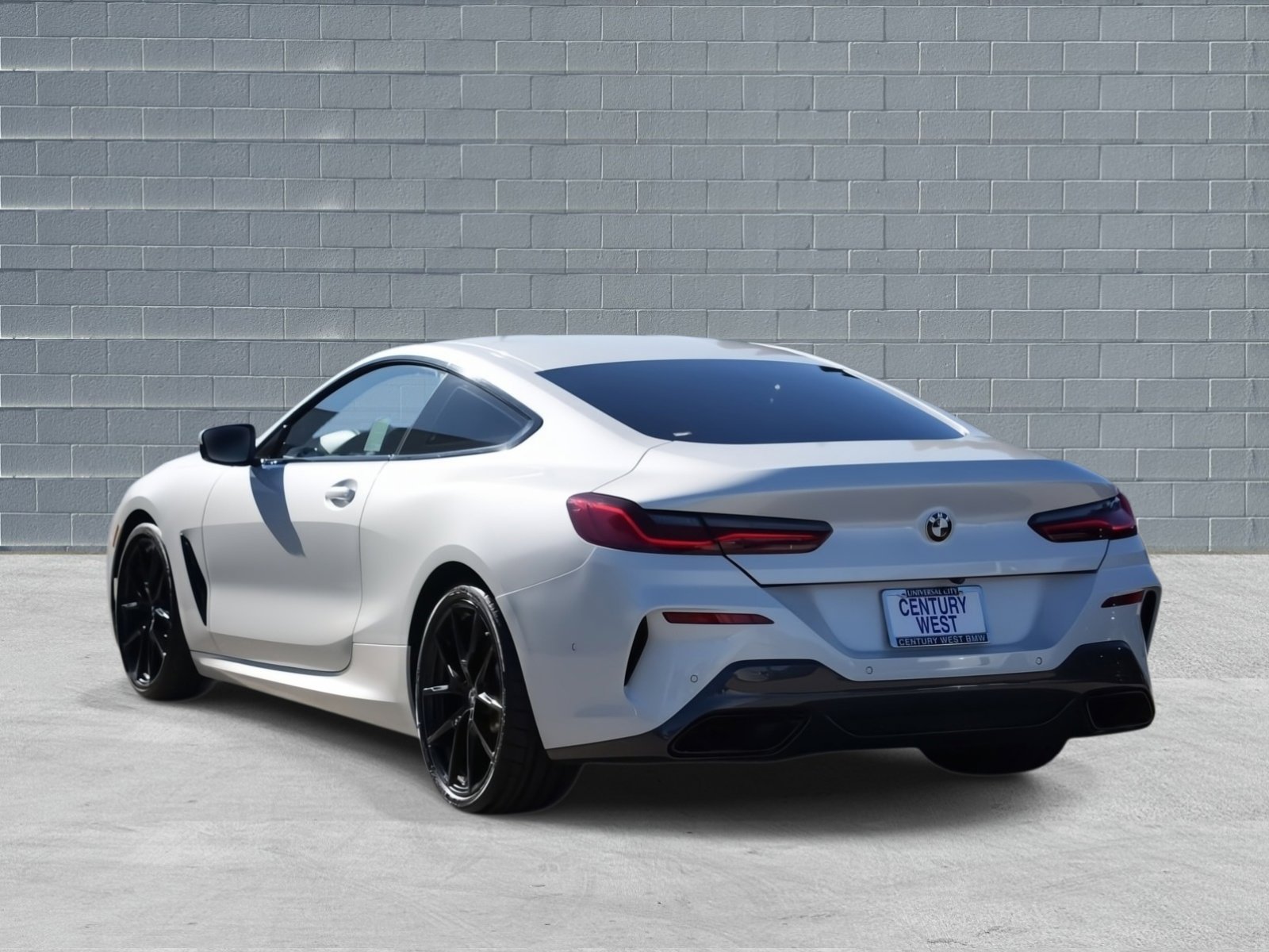 Used 2022 BMW 840i Coupe w/ Driving Assistance Package image 4