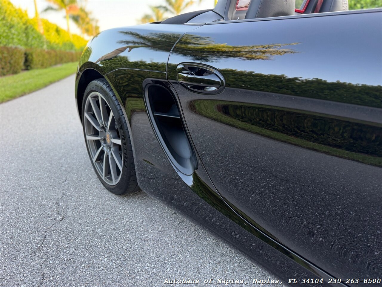 Used 2015 Porsche Boxster RWD image 20
