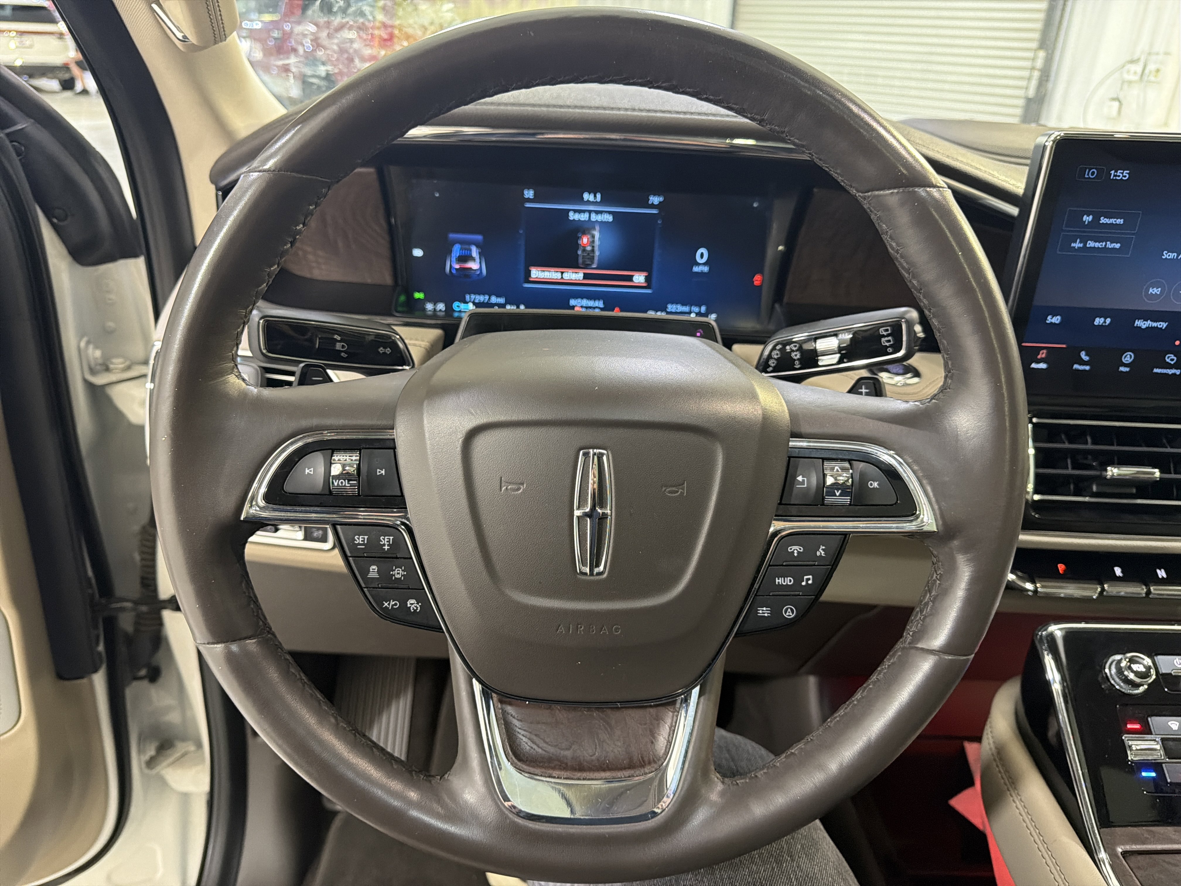 Used 2022 Lincoln Navigator L Reserve AWD/4WD image 15