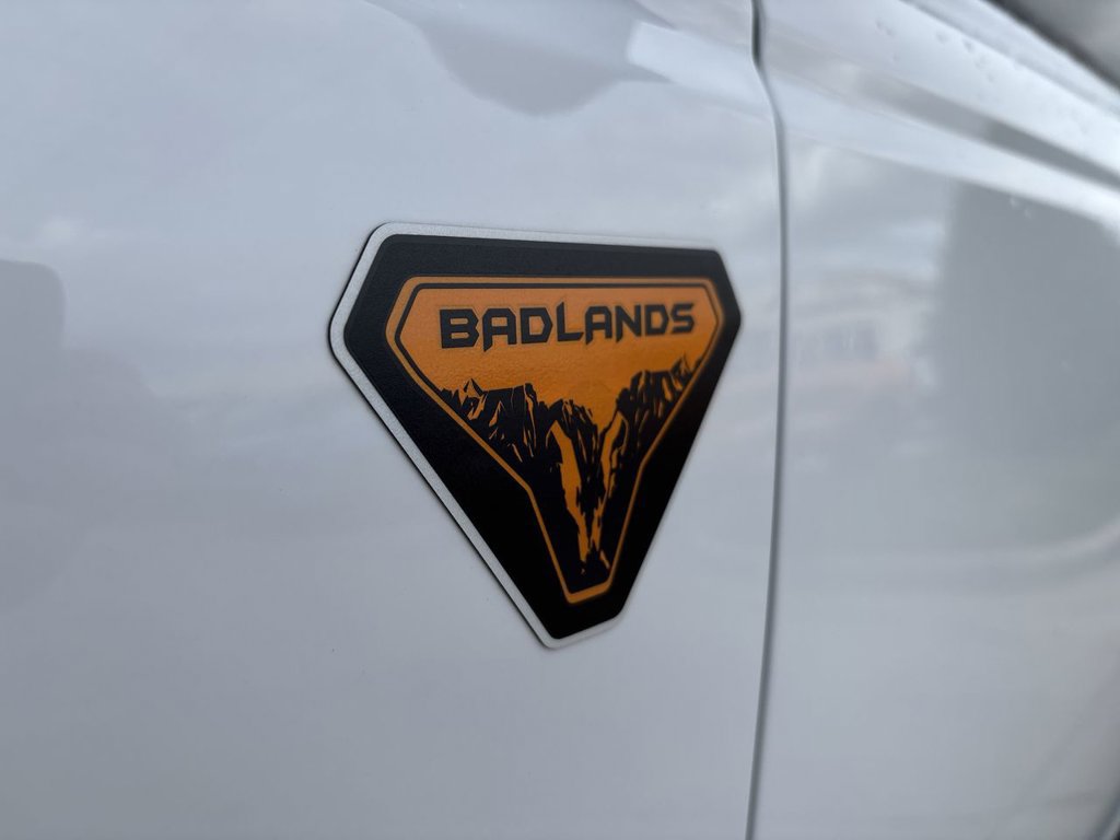 Used 2026 Ford Bronco Badlands AWD/4WD image 36