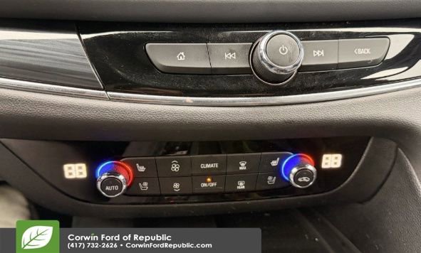 Used 2024 Buick Enclave Premium FWD image 4