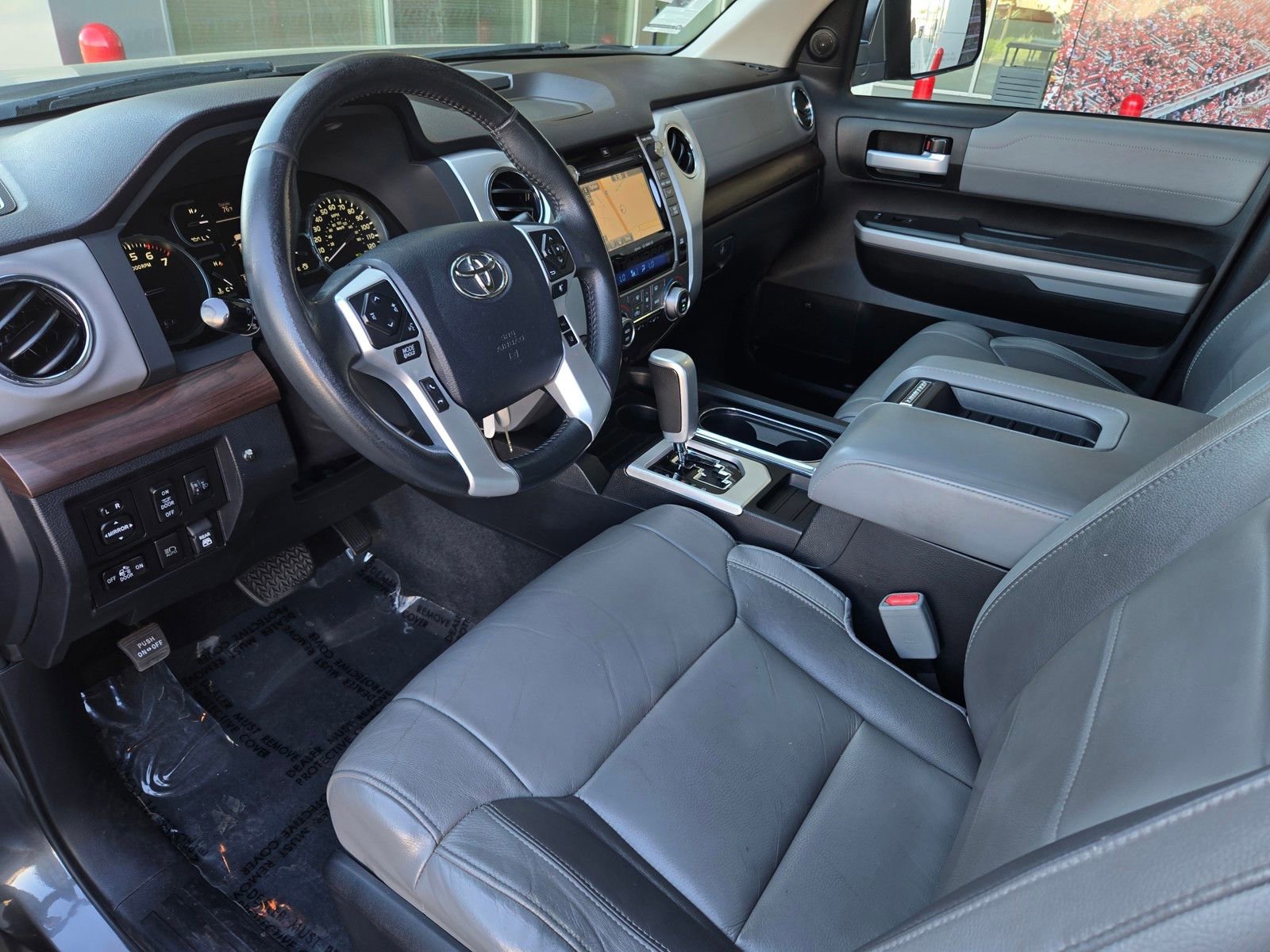Certified 2019 Toyota Tundra Limited w/ Limited Premium Package image 9