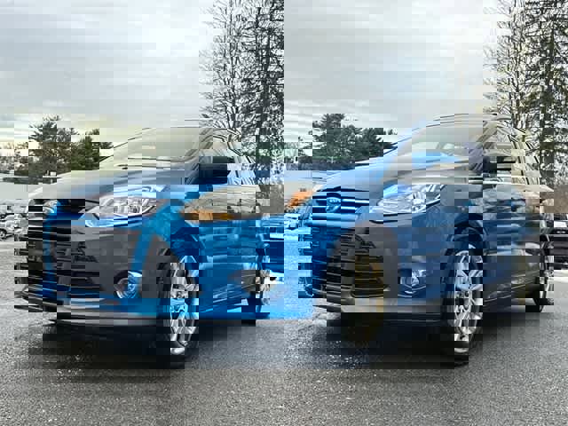 Used 2012 Ford Focus SEL w/ SEL/Titanium Winter Pkg image 15