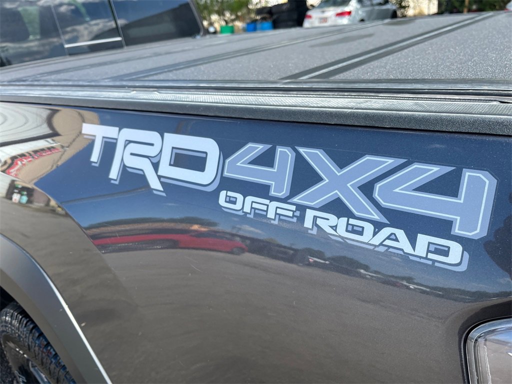 Used 2022 Toyota Tacoma TRD Off-Road image 27