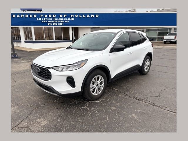 Used 2023 Ford Escape Active image 1