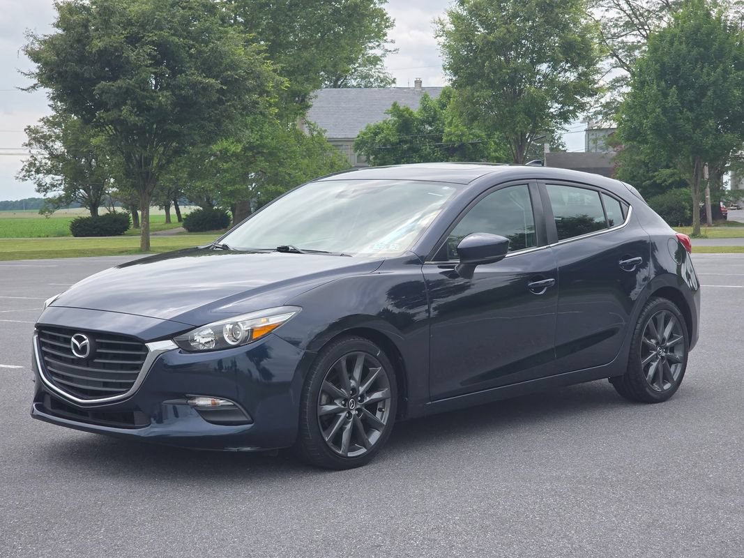 Used 2018 MAZDA MAZDA3 Touring FWD image 4
