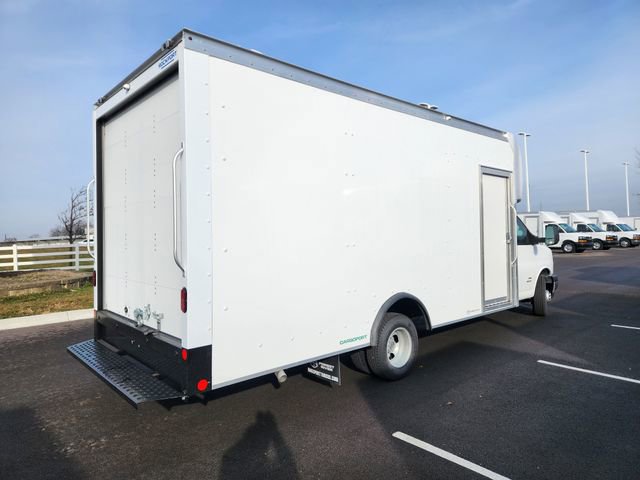 New 2025 Chevrolet Express 4500 w/ Power Convenience Package image 8