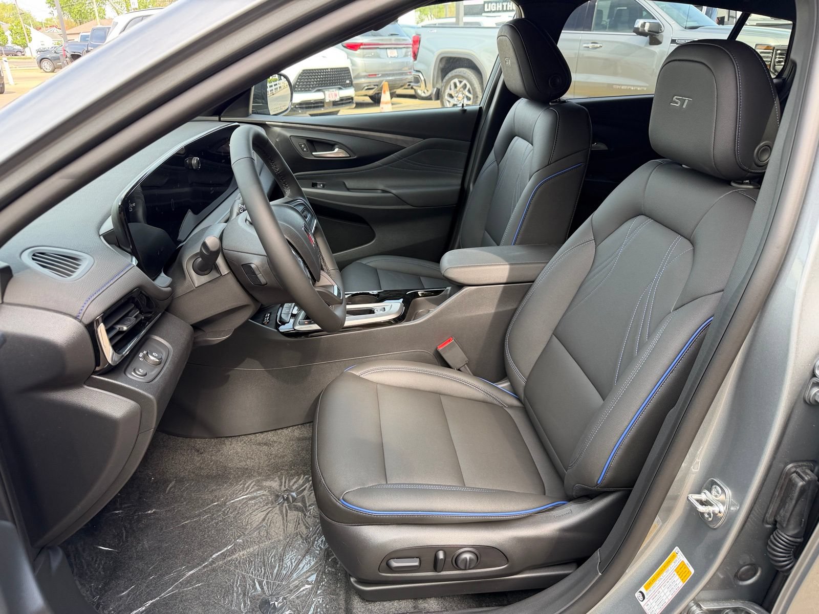 New 2026 Buick Envista Sport Touring w/ Convenience I Package FWD image 11