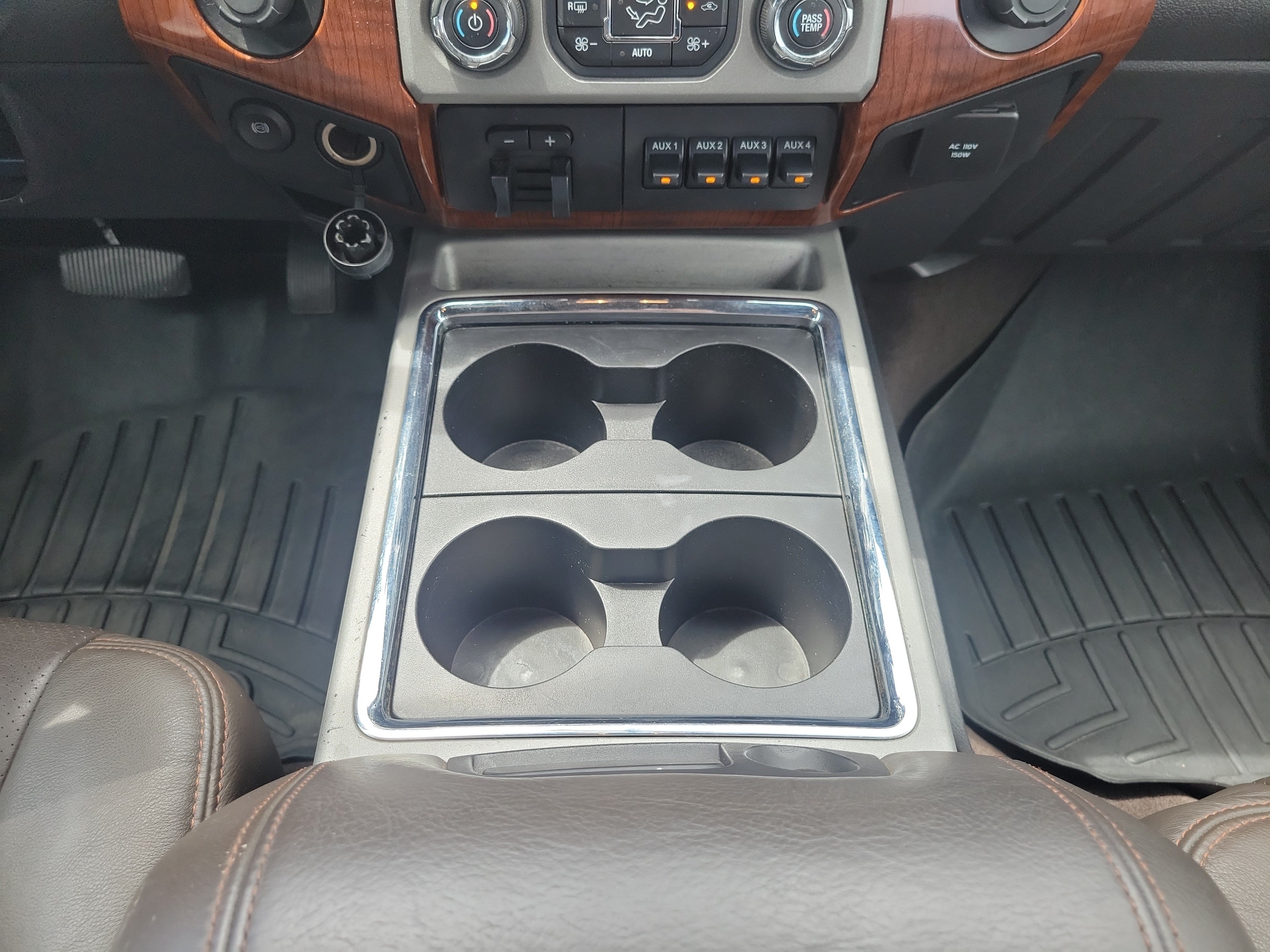 Used 2015 Ford F350 King Ranch w/ FX4 Off-Road Package AWD/4WD image 16