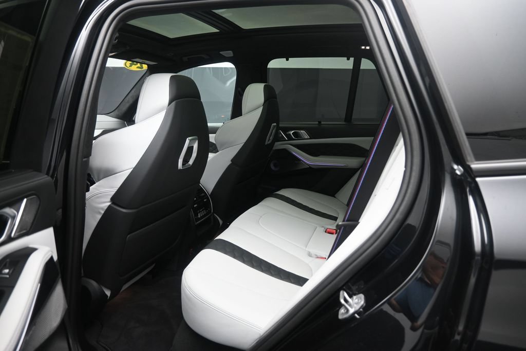 Used 2024 BMW X5 M Competition w/ Executive Package AWD/4WD image 25