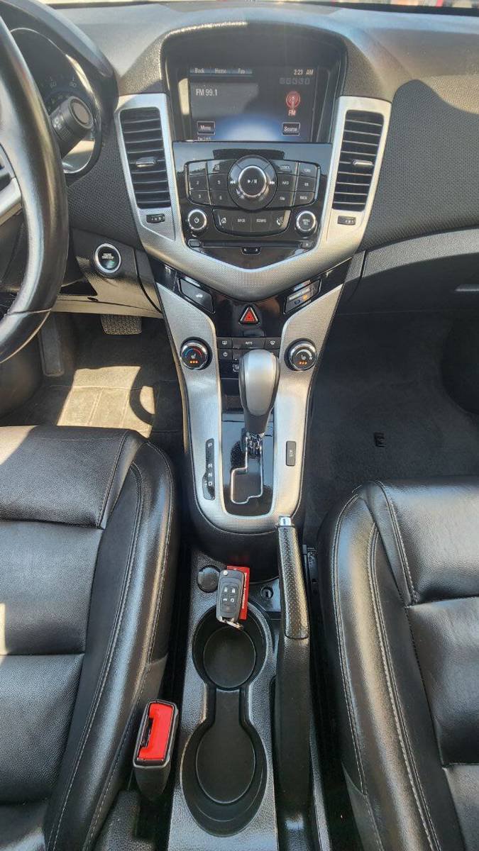 Used 2016 Chevrolet Cruze LTZ FWD image 13