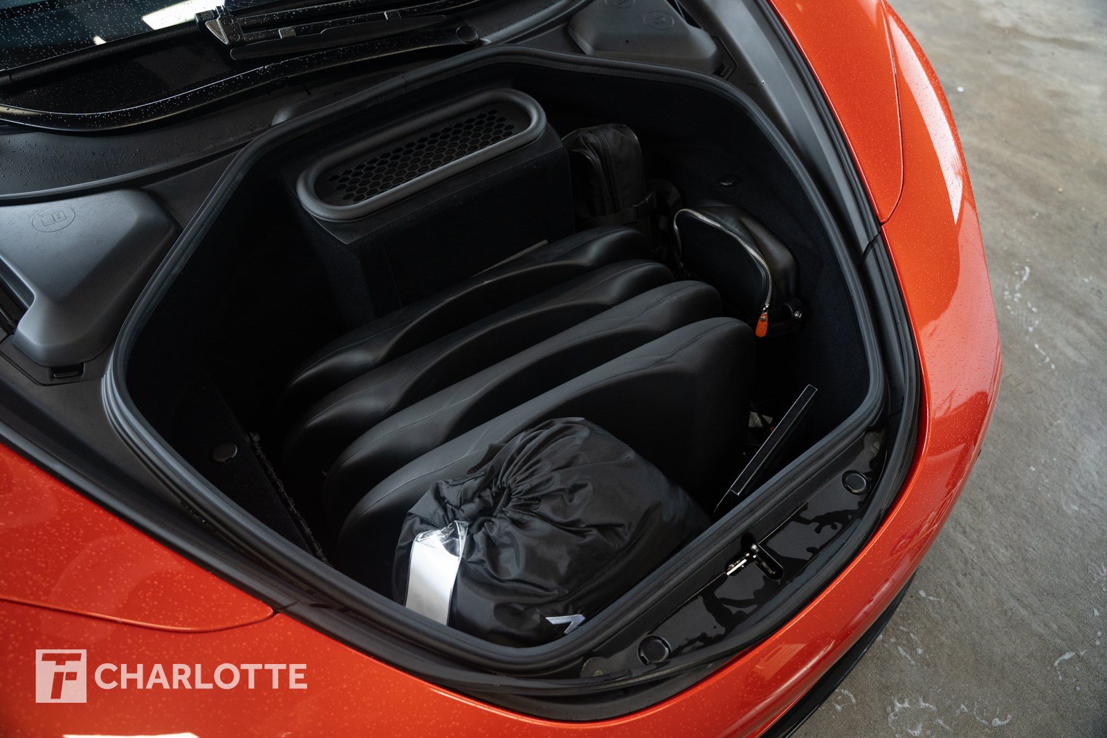 Used 2025 McLaren 750S Spider RWD image 34