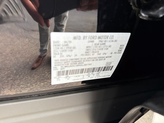 Used 2024 Lincoln Aviator AWD w/ Premium Package image 33