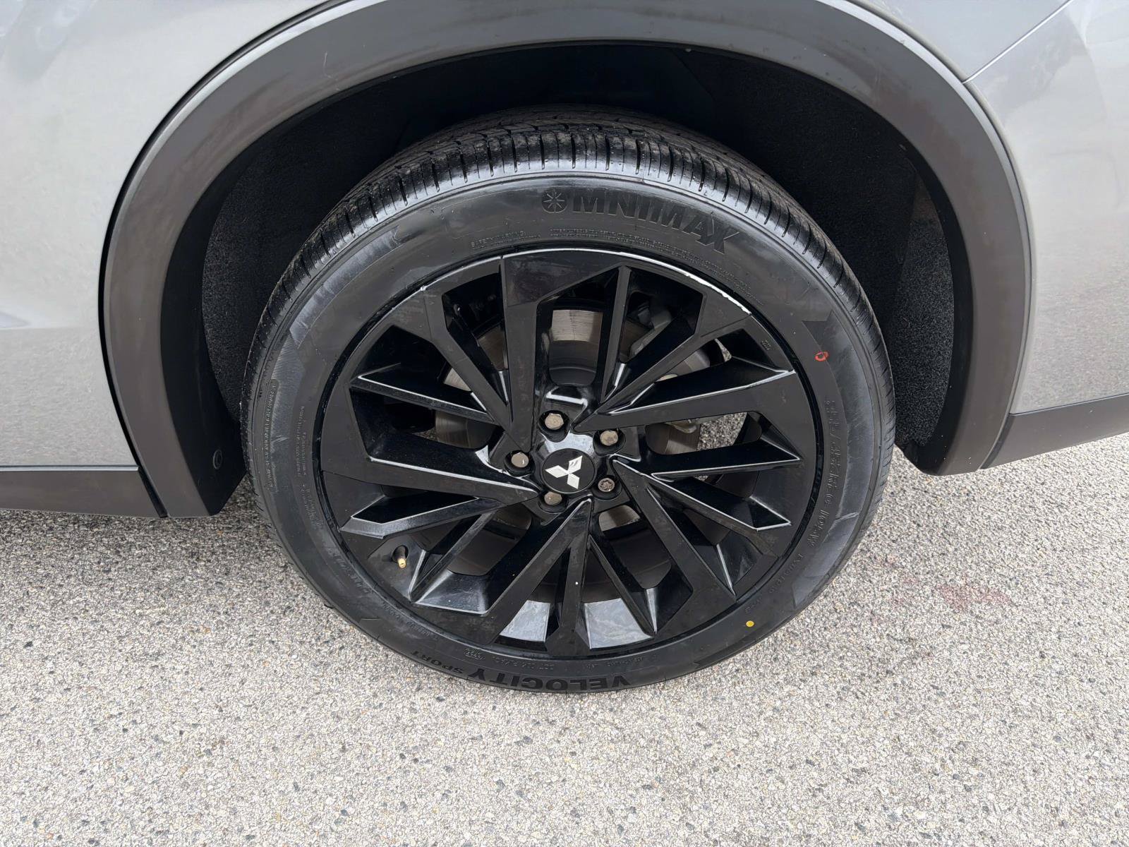 Used 2022 Mitsubishi Outlander SE AWD/4WD image 6