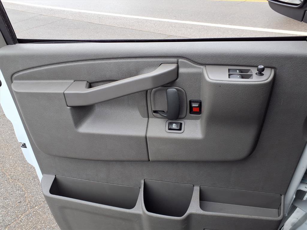 Used 2024 Chevrolet Express 2500 2500 w/ Driver Convenience Package image 11