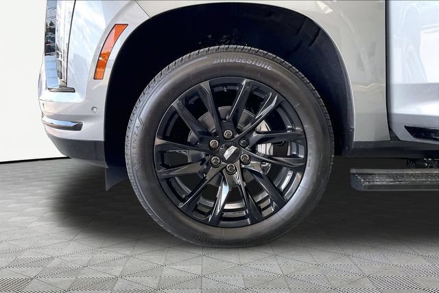 New 2026 Cadillac Escalade Sport w/ LPO, ONYX Package AWD/4WD image 12