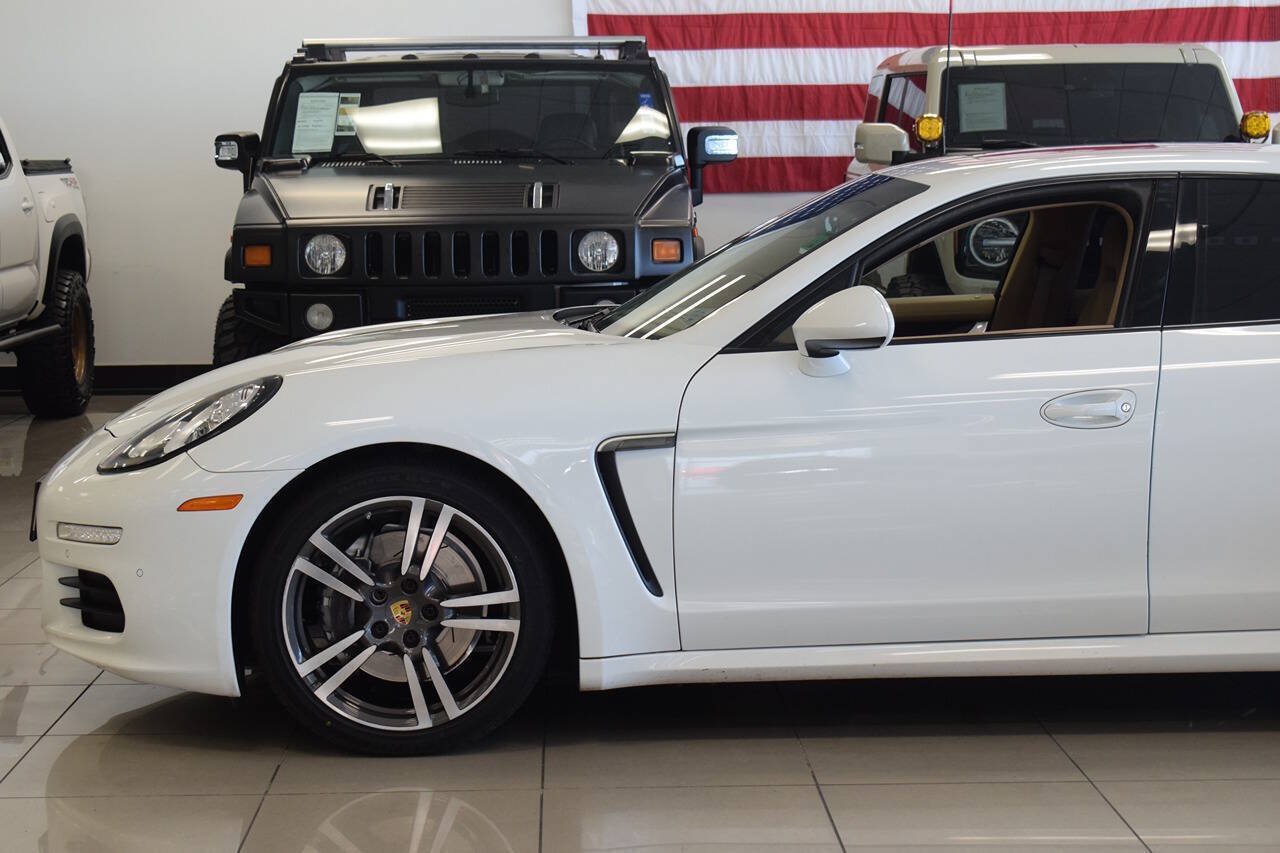 Used 2016 Porsche Panamera AWD/4WD image 19