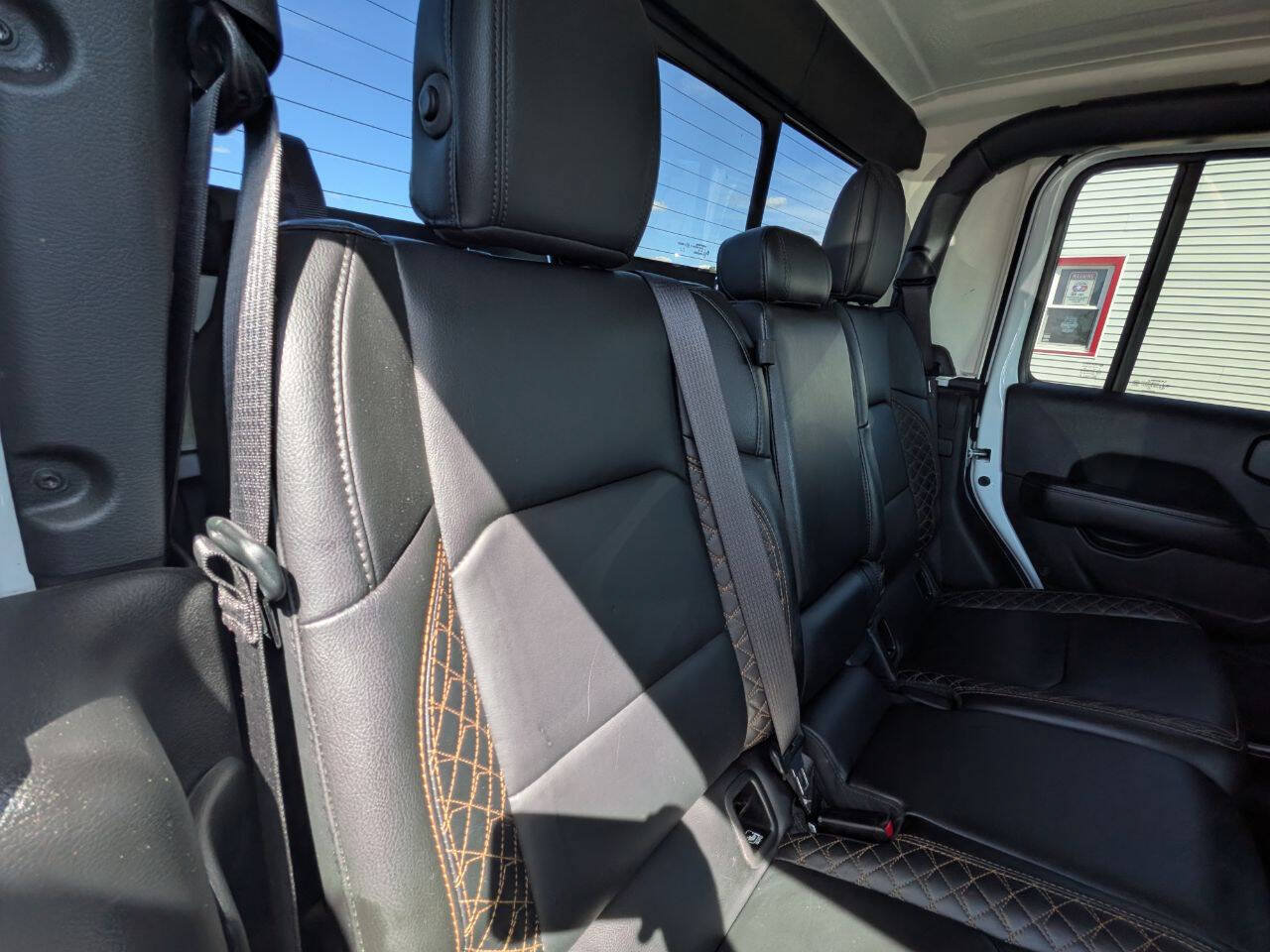 Used 2022 Jeep Gladiator High Altitude AWD/4WD image 26