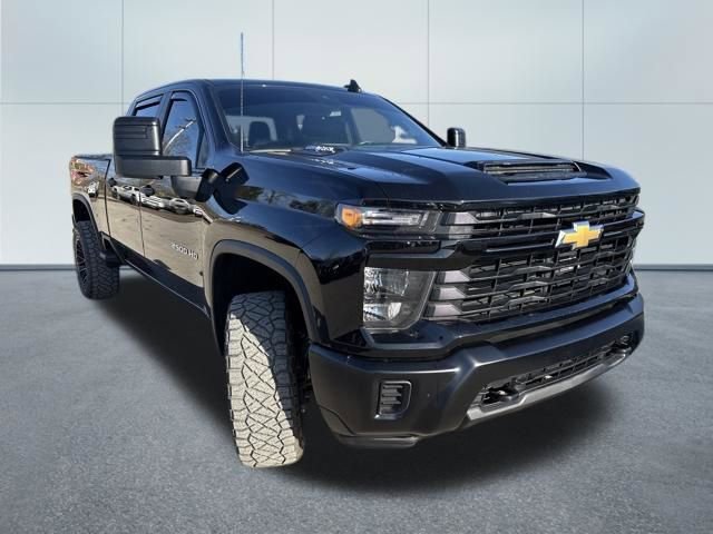 Used 2025 Chevrolet Silverado 2500 W/T image 5