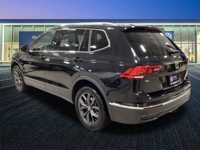 Used 2022 Volkswagen Tiguan SE image 16