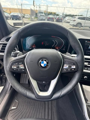 Used 2020 BMW 330i xDrive Sedan w/ Premium Package AWD/4WD image 16