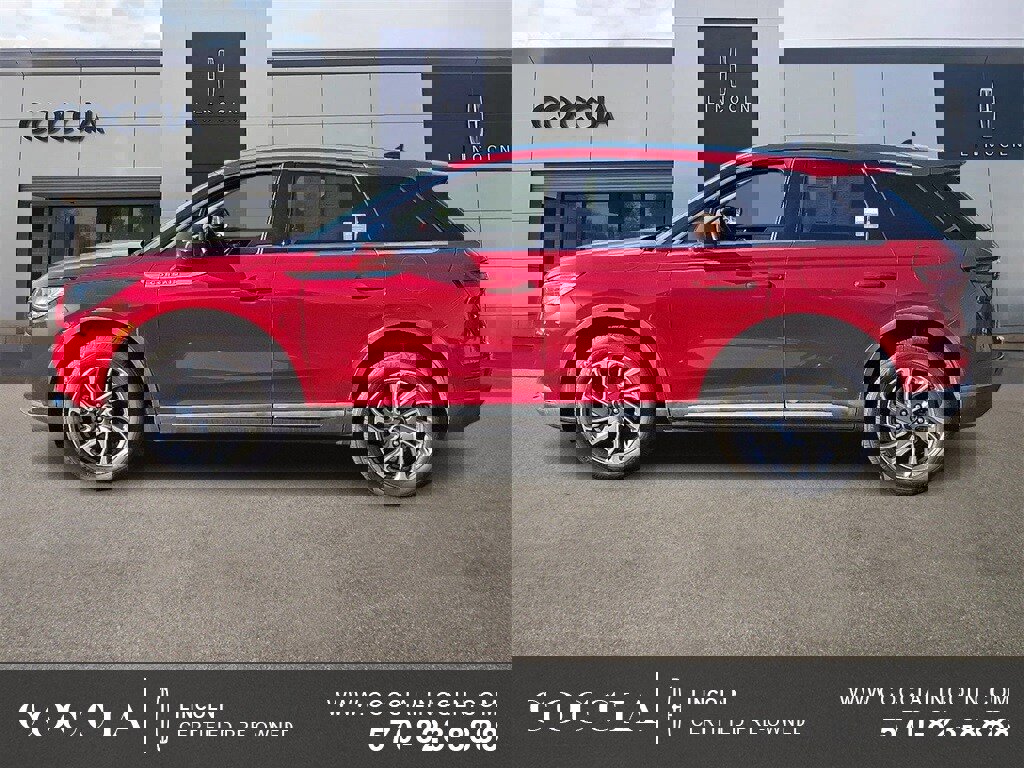 Certified 2022 Lincoln Corsair AWD w/ Equipment Group 101A image 7