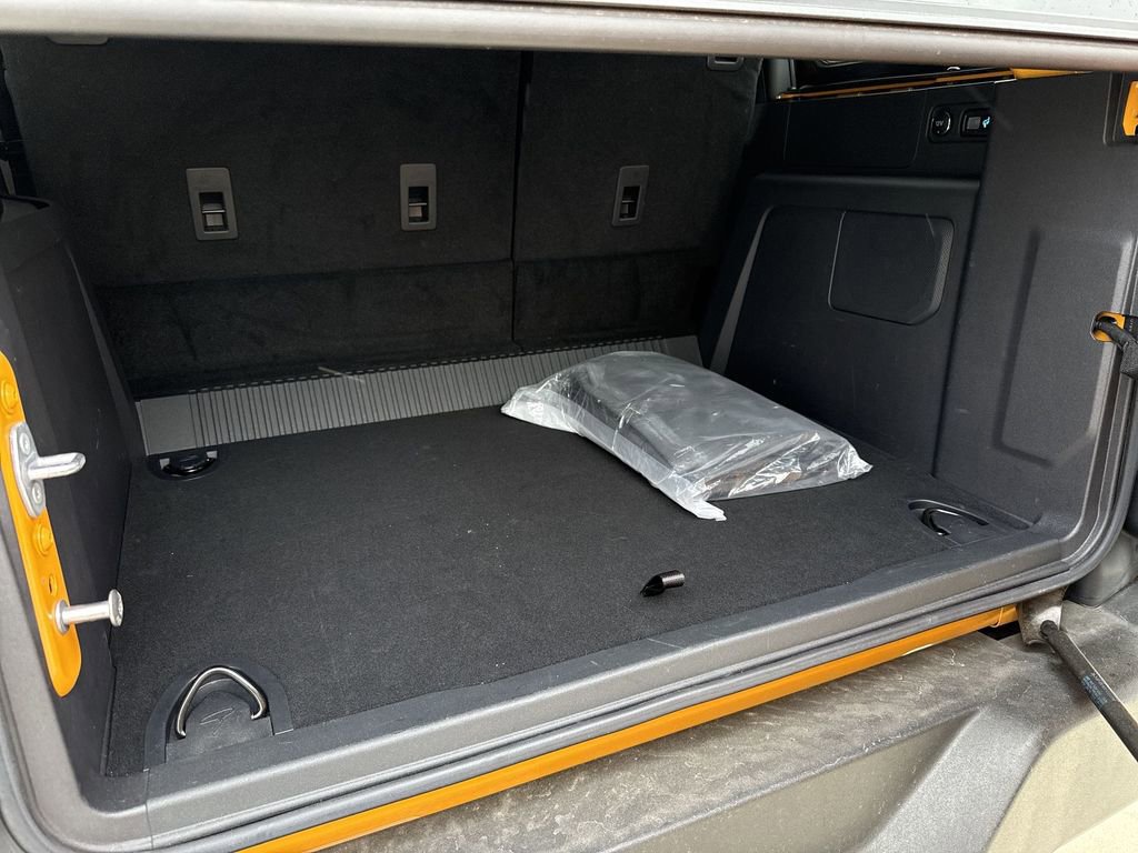 Used 2022 Ford Bronco Wildtrak image 13