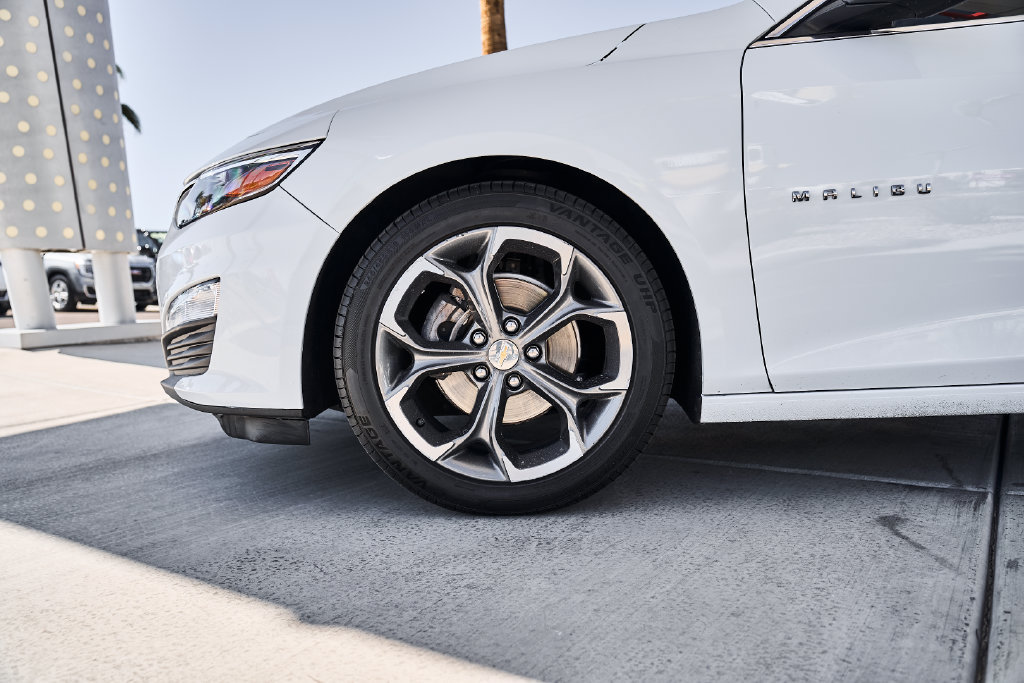 Used 2024 Chevrolet Malibu LT FWD image 3
