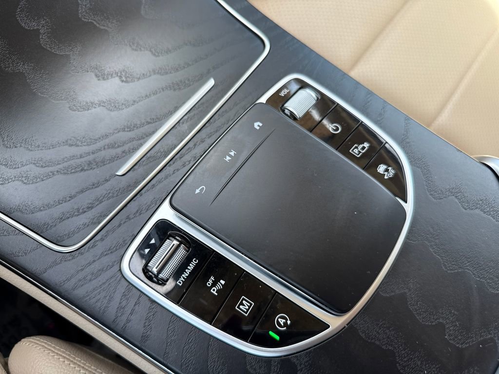 Used 2022 Mercedes-Benz GLC 300 image 21