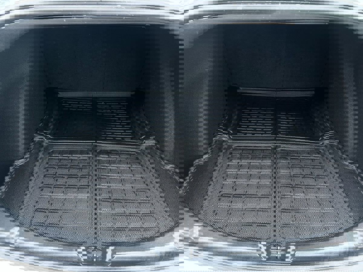 Used 2018 Tesla Model 3 Long Range image 39