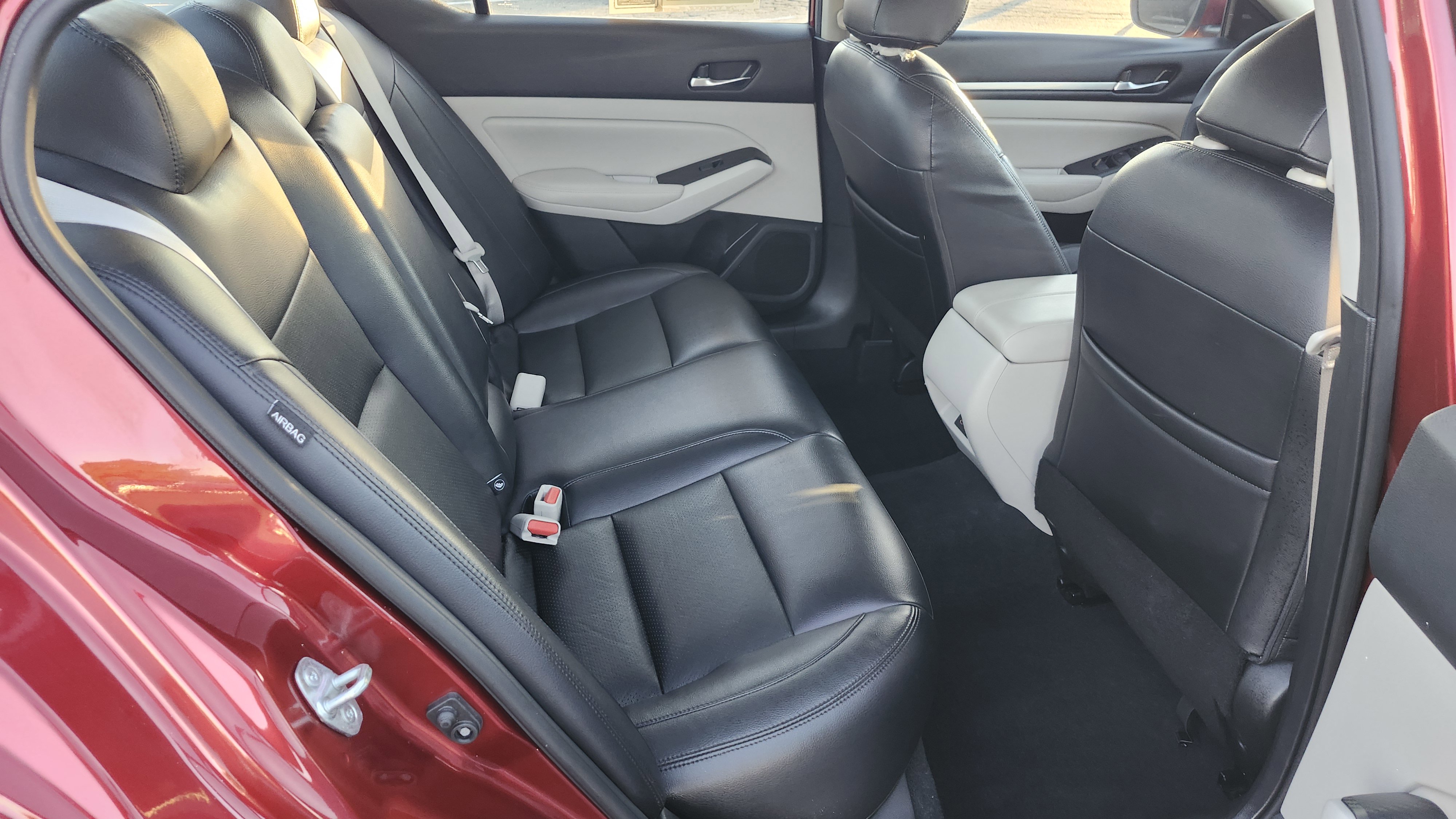 Used 2022 Nissan Altima 2.5 SV image 12