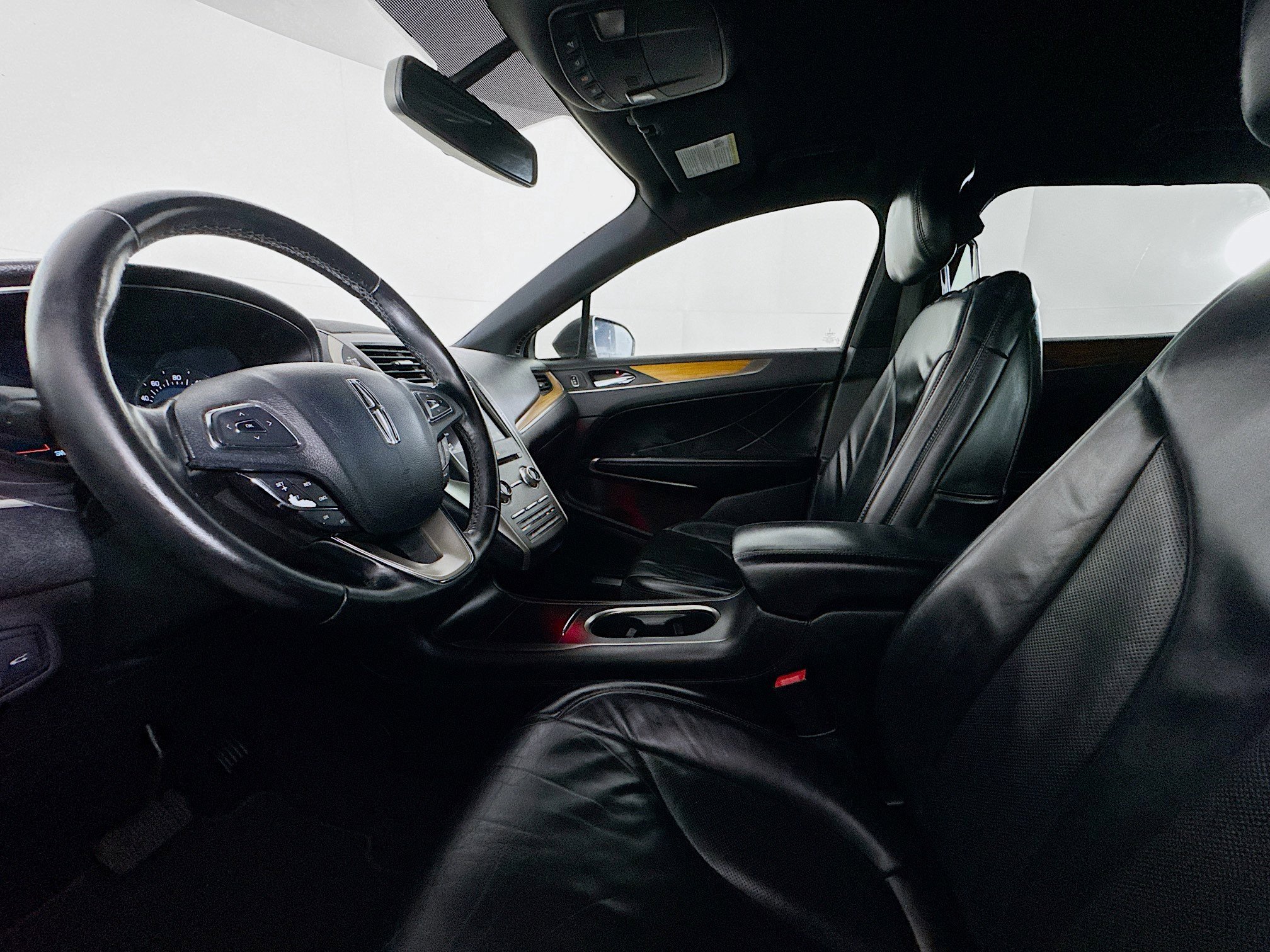 Used 2018 Lincoln MKC Select w/ Select Plus Package image 21