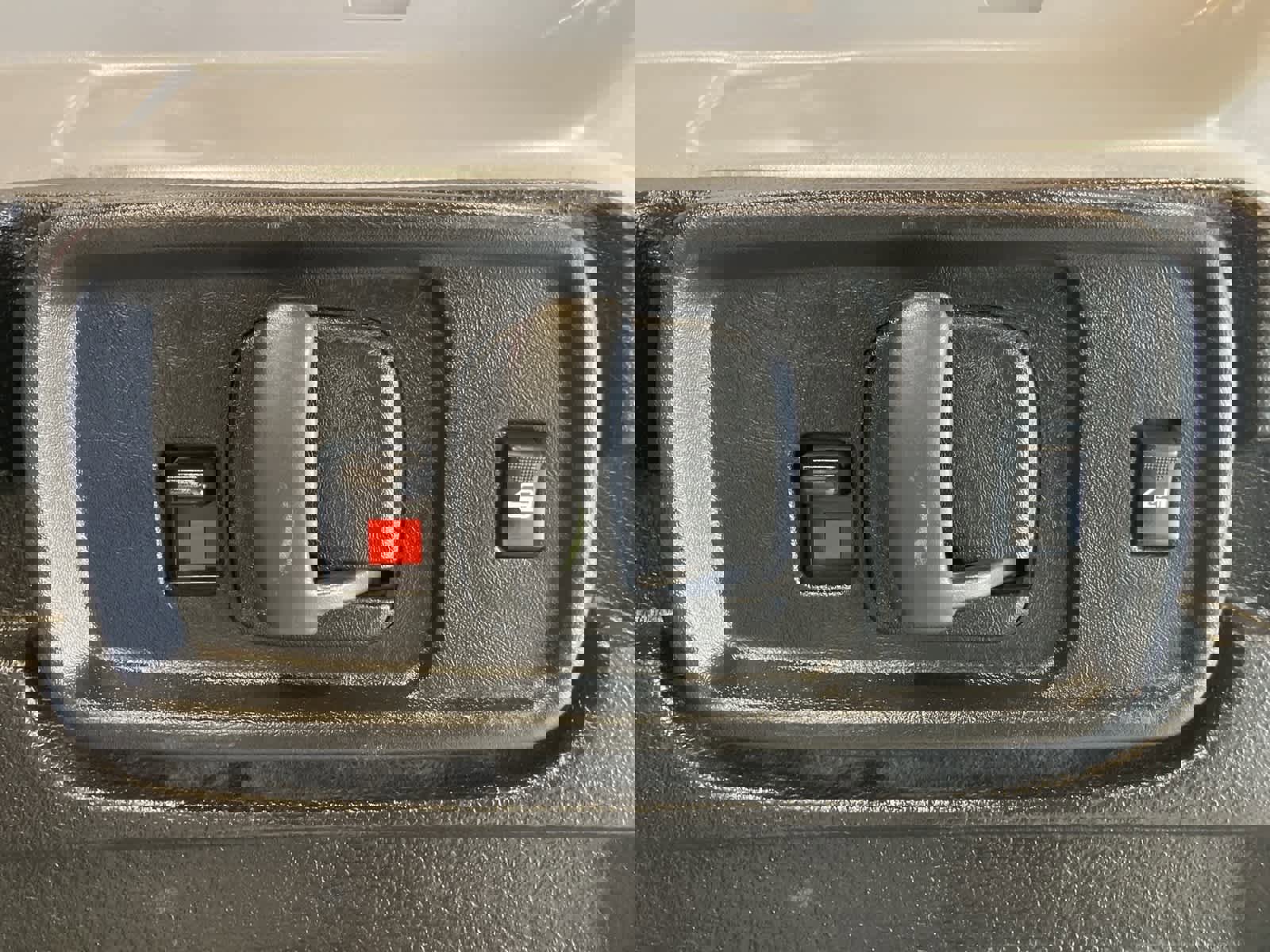 Used 2021 GMC Savana 2500 w/ Driver Convenience Package image 24