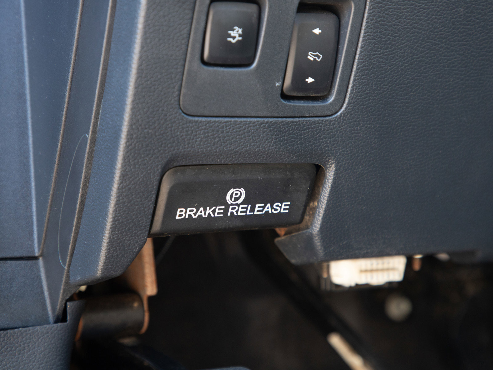 Used 2022 Ford F250 Lariat w/ Tremor Off-Road Package image 28