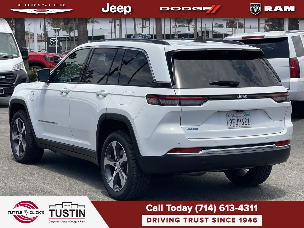 Used 2023 Jeep Grand Cherokee 4WD 4xe w/ Luxury Tech Group II image 4