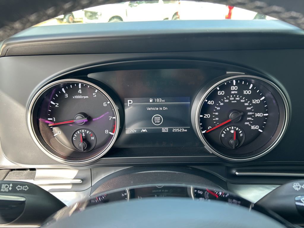 Used 2024 Kia Carnival LX image 20