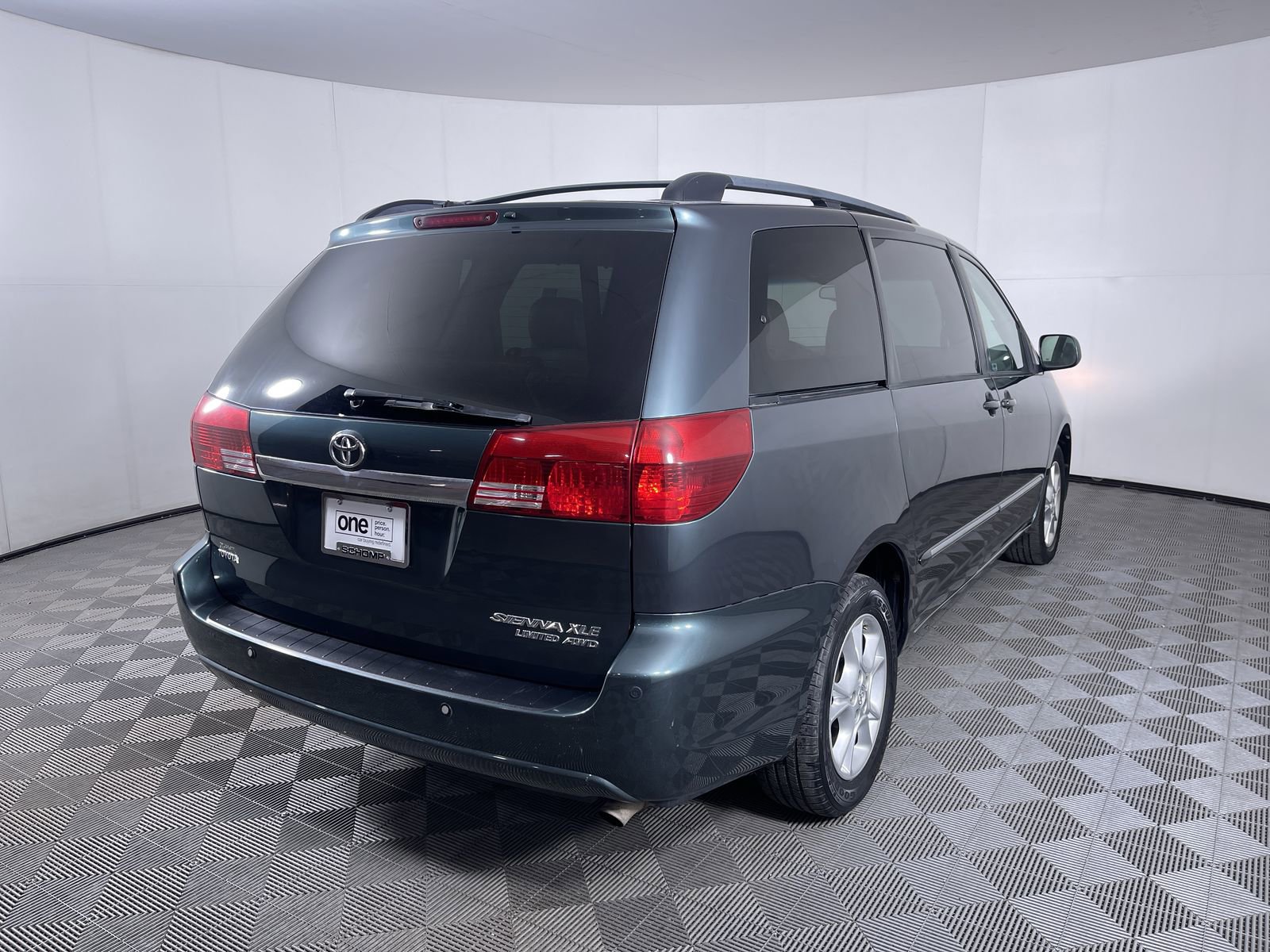 Used 2005 Toyota Sienna XLE Limited image 25