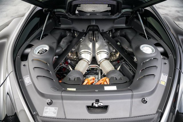 Used 2024 Ferrari 296 GTB image 40