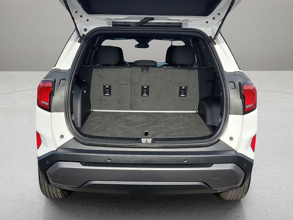 Used 2025 GMC Terrain Elevation image 8