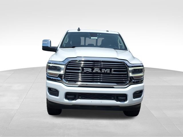Used 2023 RAM 2500 Laramie AWD/4WD image 2
