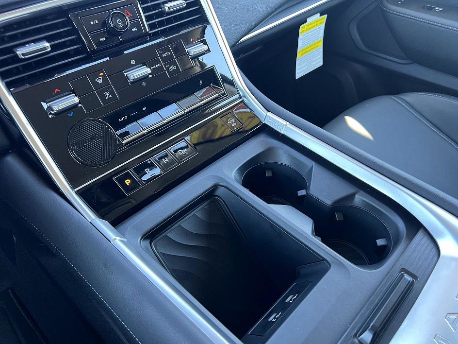 Certified 2026 Nissan Armada SV image 26